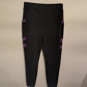 POP Fit 2X Pocketed Spandex Leggings Like-new Black w/ Purple Stripe Pattern